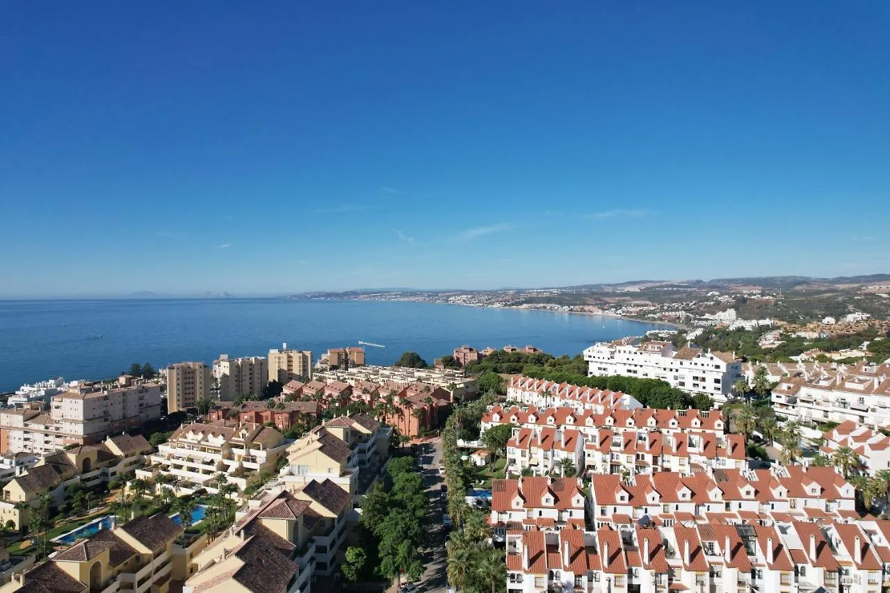 Escape To Estepona 0*,
