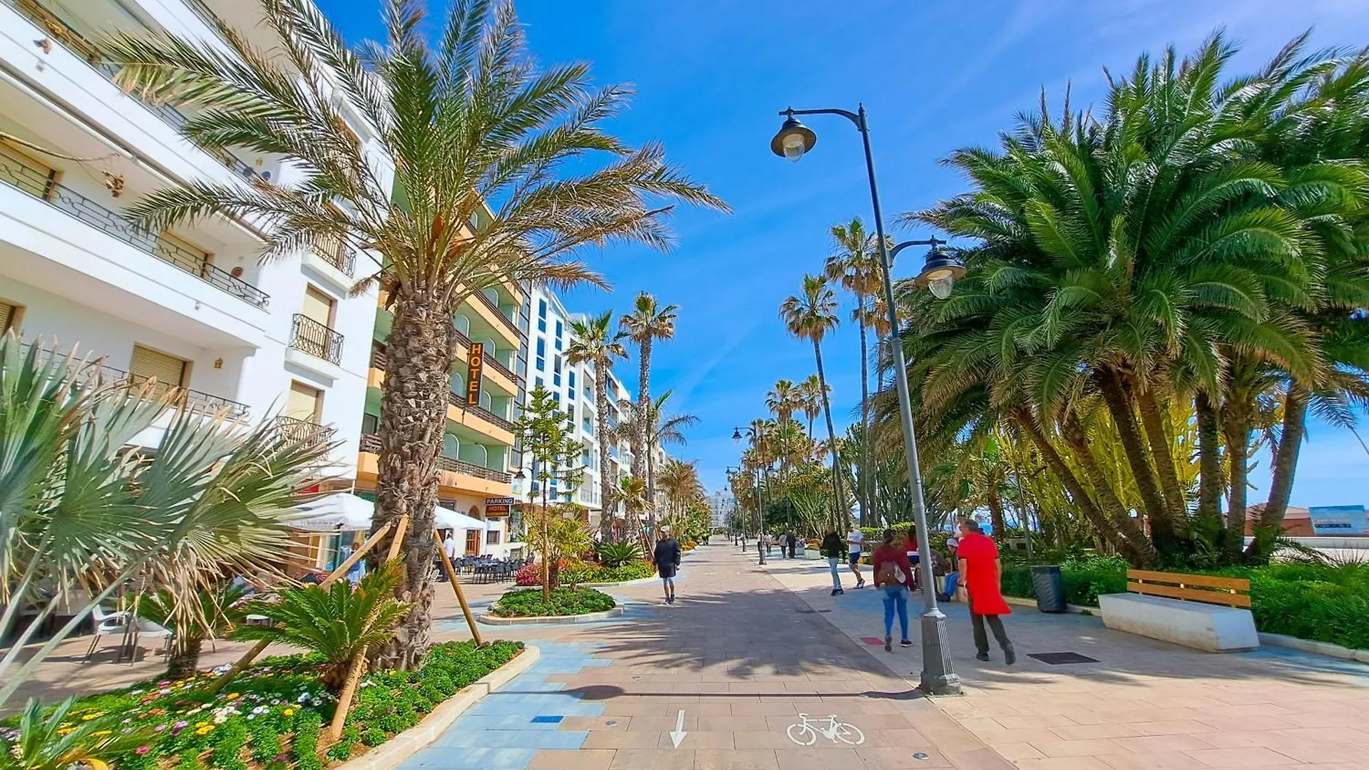 Escape To Estepona 0*,